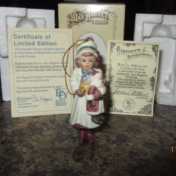 💰 3/$25.00 Authentic Jan Hagara Collectible Limited Edition Nikki Ornament NIB - Picture 1 of 9